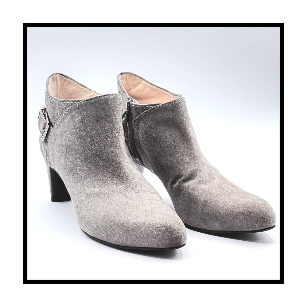 Cole Haan Nadia D32759 Gray Suede Buckle Heel Ankle Booties Side Zip Womens 9.5
